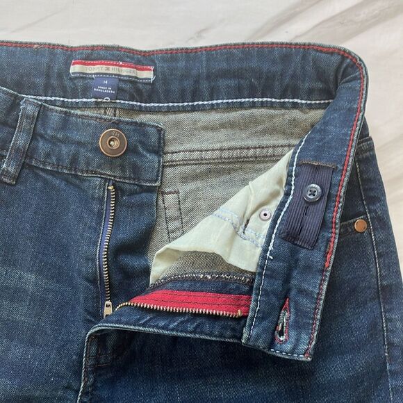 Tommy Hilfiger | Boys Revolution Slim Adjustable Waist Denim Jeans 14 - Picture 11 of 11